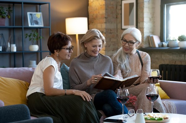 Album photo amitié : le cadeau qui marque